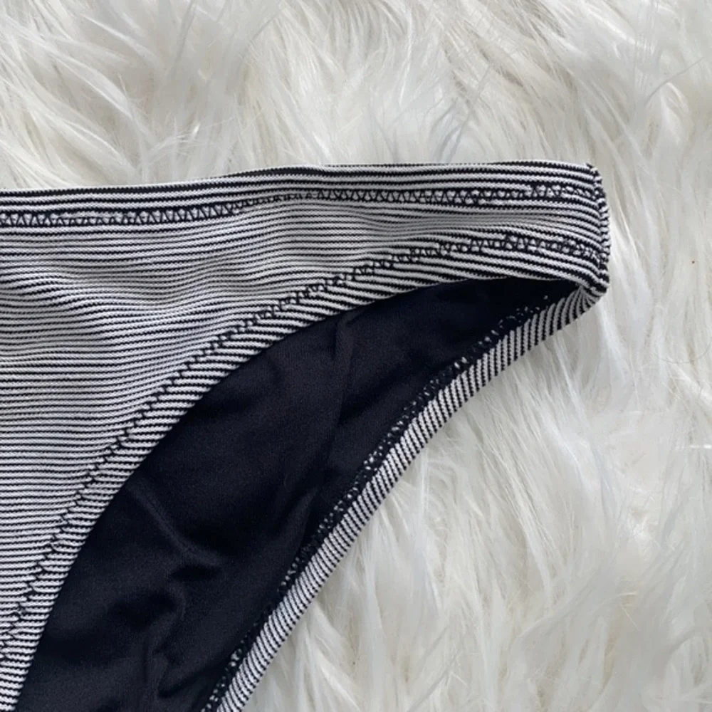Rip Curl‎ | Silver Stripe Bikini Bottom